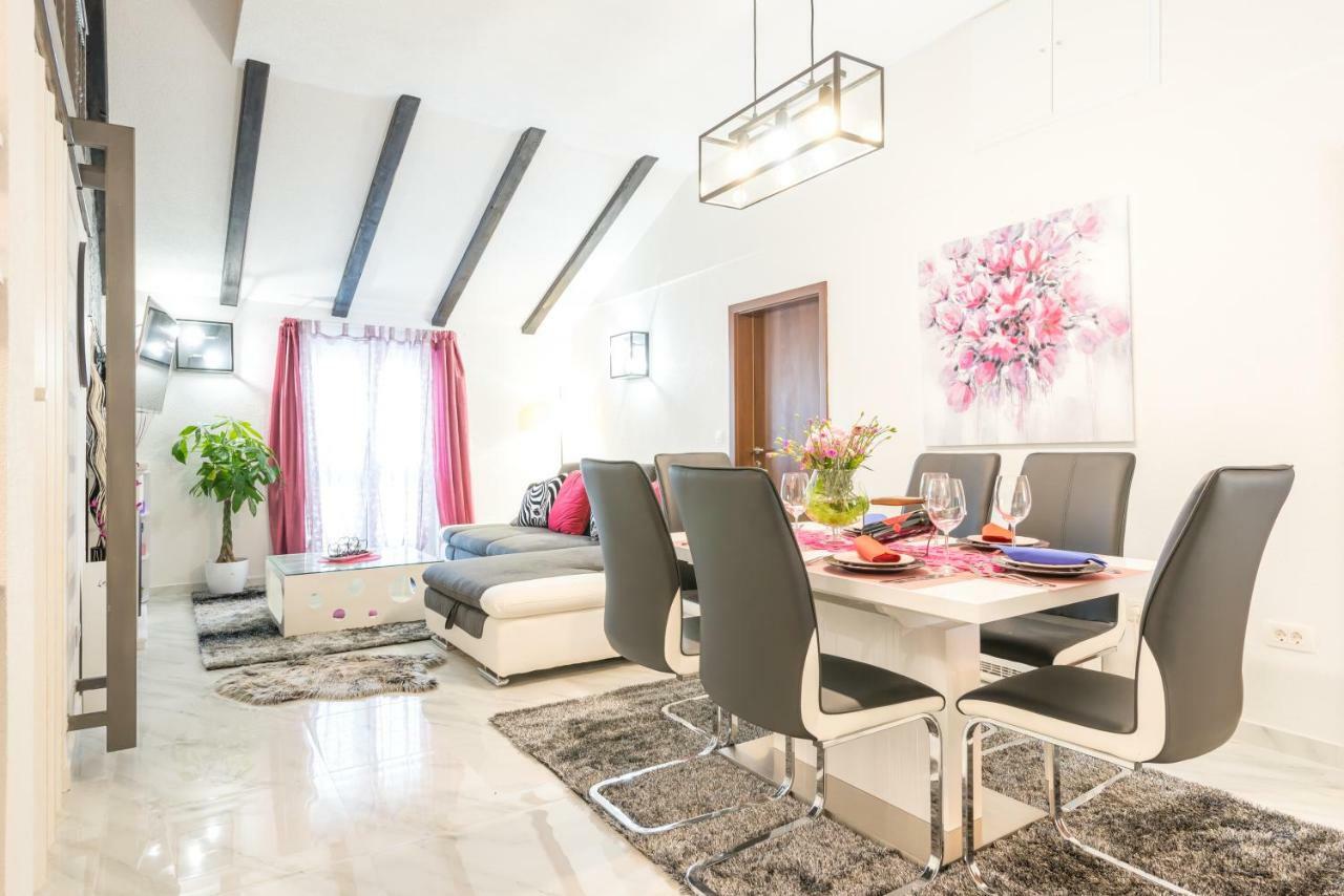 Tranquility And Nature In 4 Bedroom With Sea View Mokošica Kültér fotó