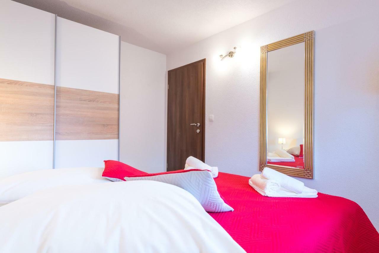 Tranquility And Nature In 4 Bedroom With Sea View Mokošica Kültér fotó