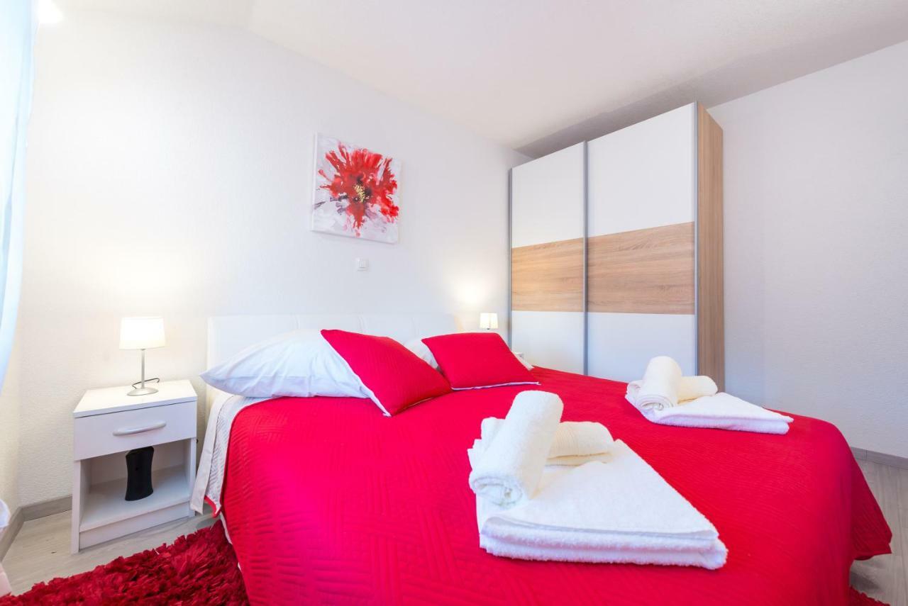 Tranquility And Nature In 4 Bedroom With Sea View Mokošica Kültér fotó