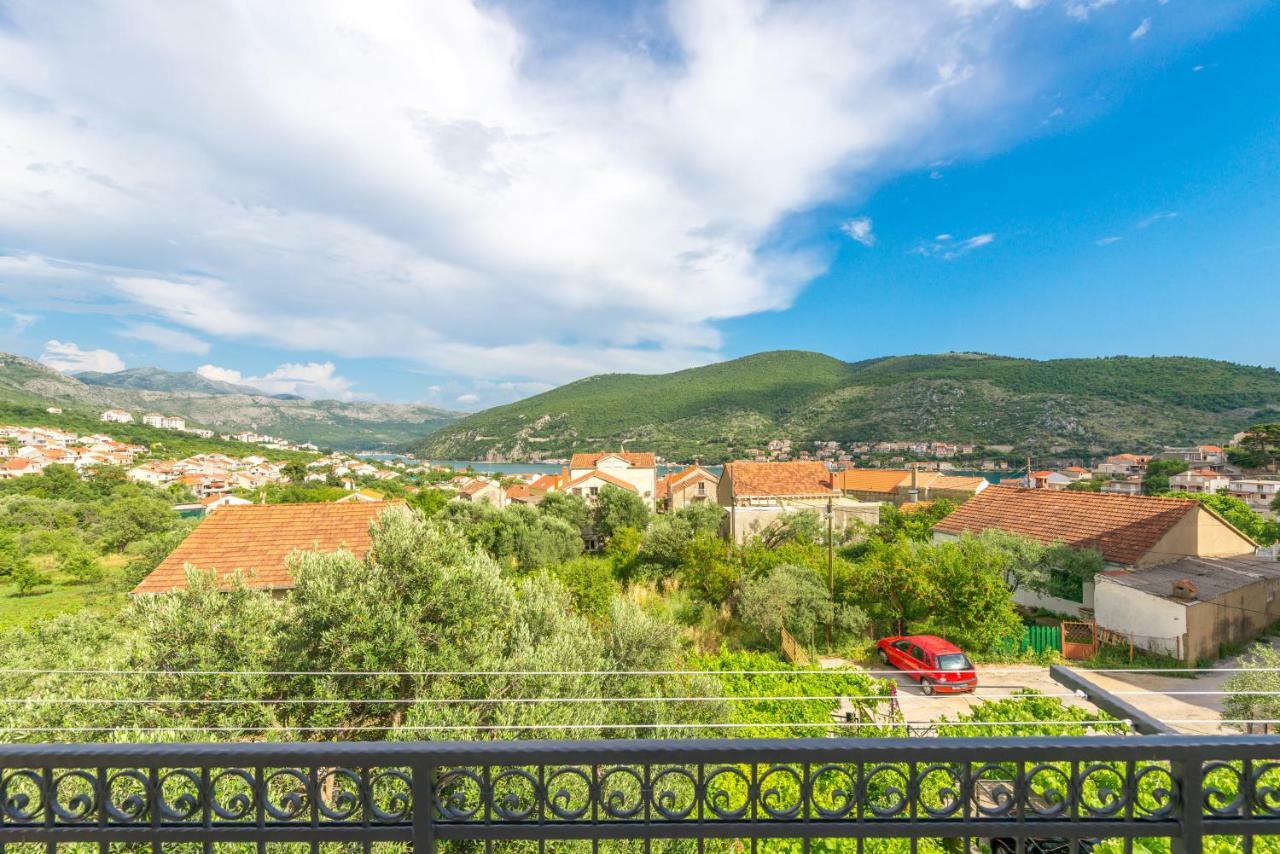 Tranquility And Nature In 4 Bedroom With Sea View Mokošica Kültér fotó