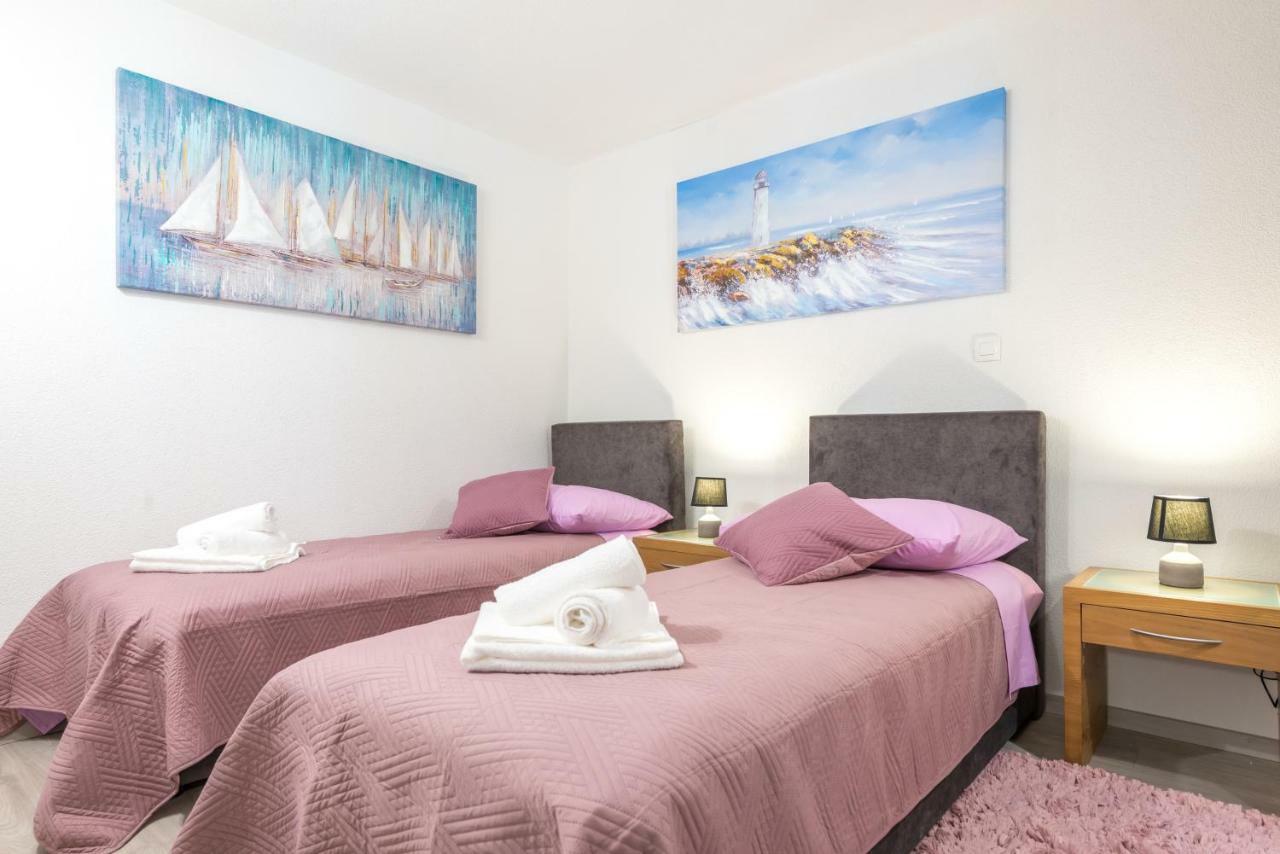 Tranquility And Nature In 4 Bedroom With Sea View Mokošica Kültér fotó