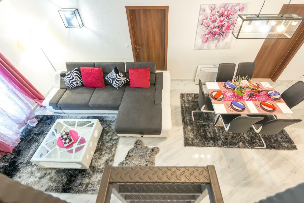 Tranquility And Nature In 4 Bedroom With Sea View Mokošica Kültér fotó