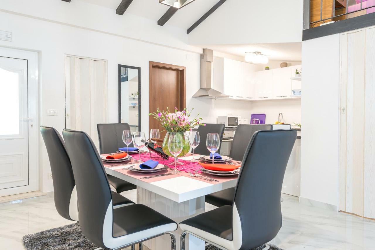 Tranquility And Nature In 4 Bedroom With Sea View Mokošica Kültér fotó